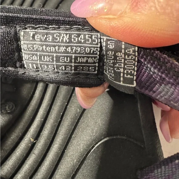 Teva Hurricane Sandals Style 5455 – Purple Floral Print – Women’s Size 11 Hiking - Picture 6 of 11